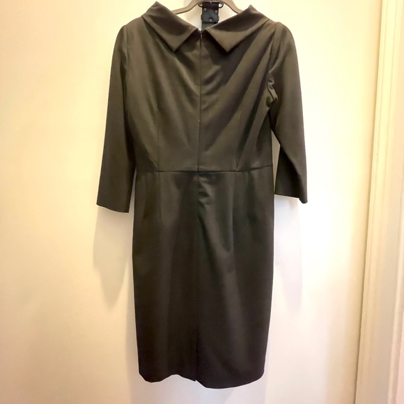 Sophisticated and soft, fully lined grey dress - Picture 2 of 3